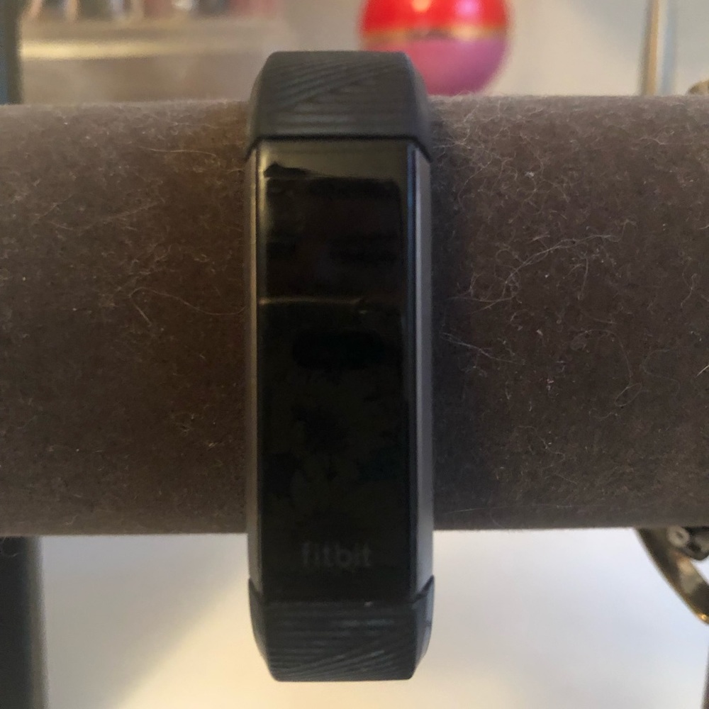 Fitbit Alta HR